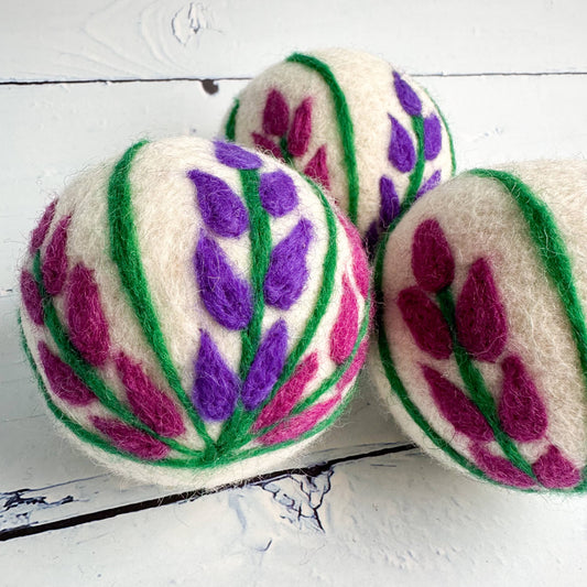 Lavender Design Felt Dryer Ball
