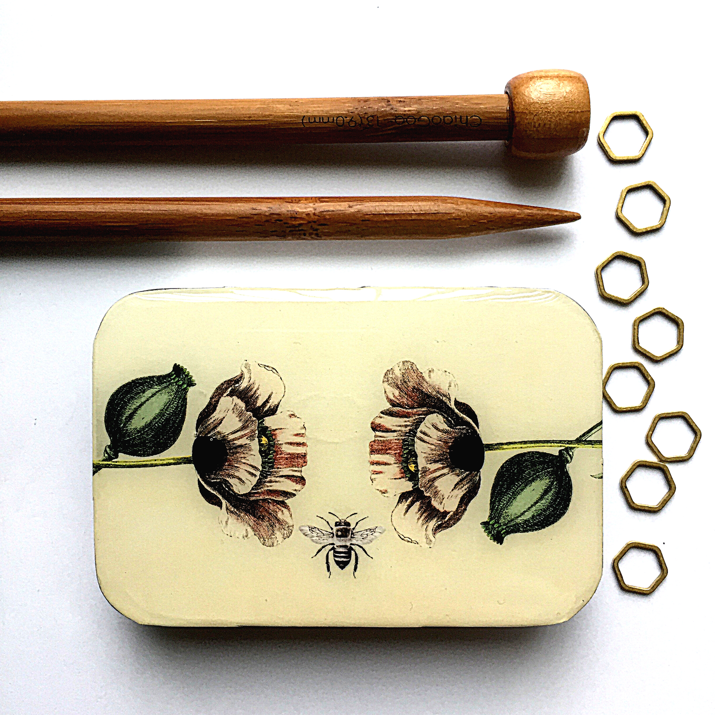 Large Bee and Poppy Tin