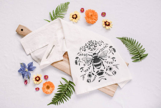 TEA TOWEL with Charcoal Bee / Bee Decor / Home Decor