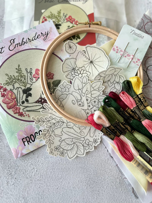 Froggy Flowers Embroidery Kit