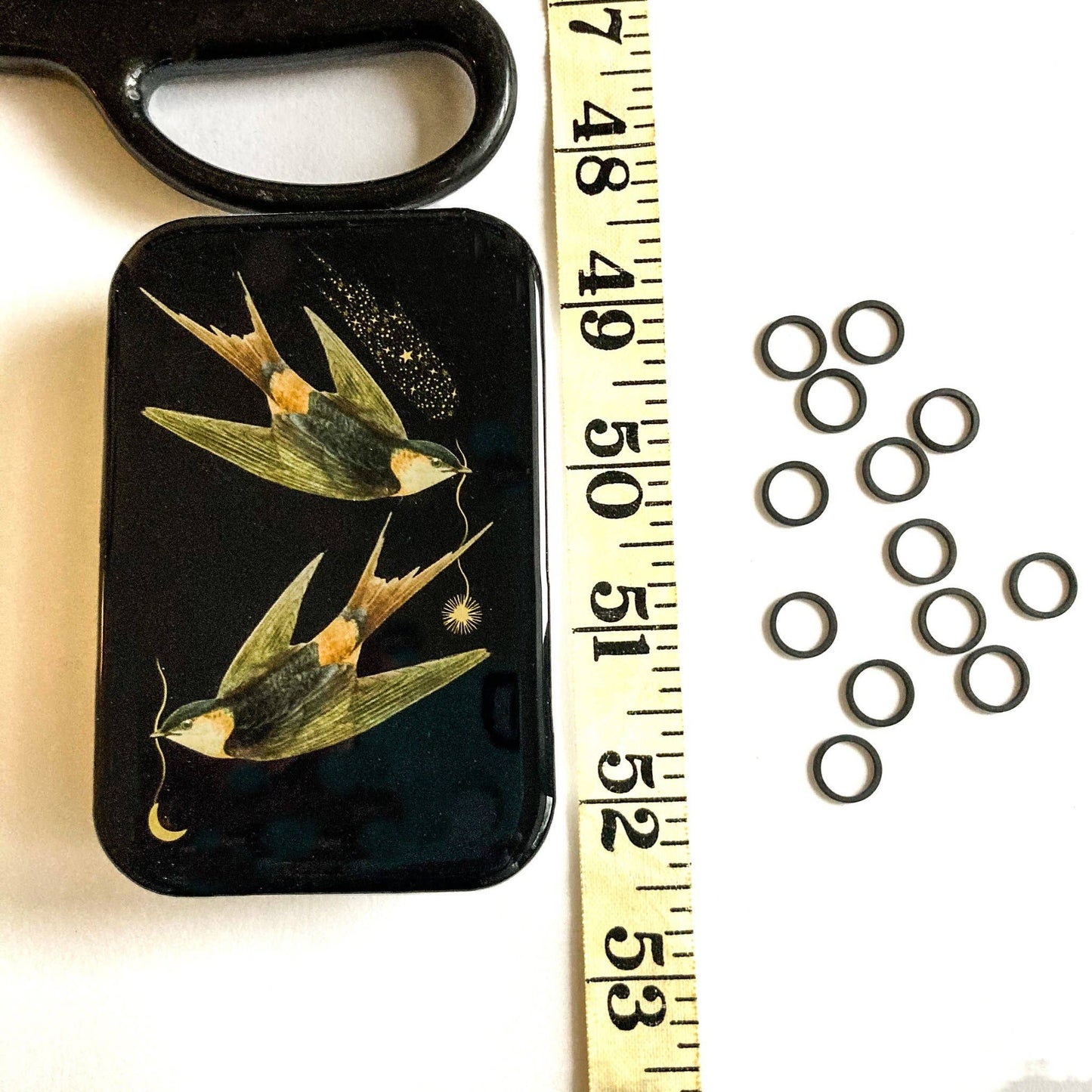 Large Celestial Swallows Tin