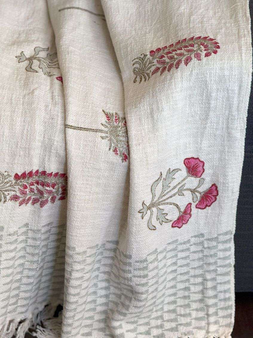 Pink Paisley | Throw Blanket