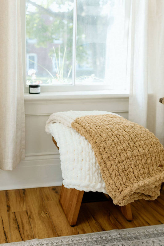 Emma - Handmade Chunky Knit Blanket | Lap Throw