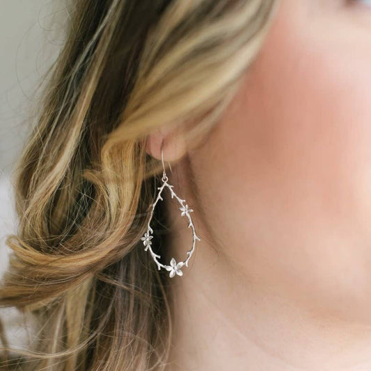 Twig and Flower Hoop Earrings | Matte Gold - 120
