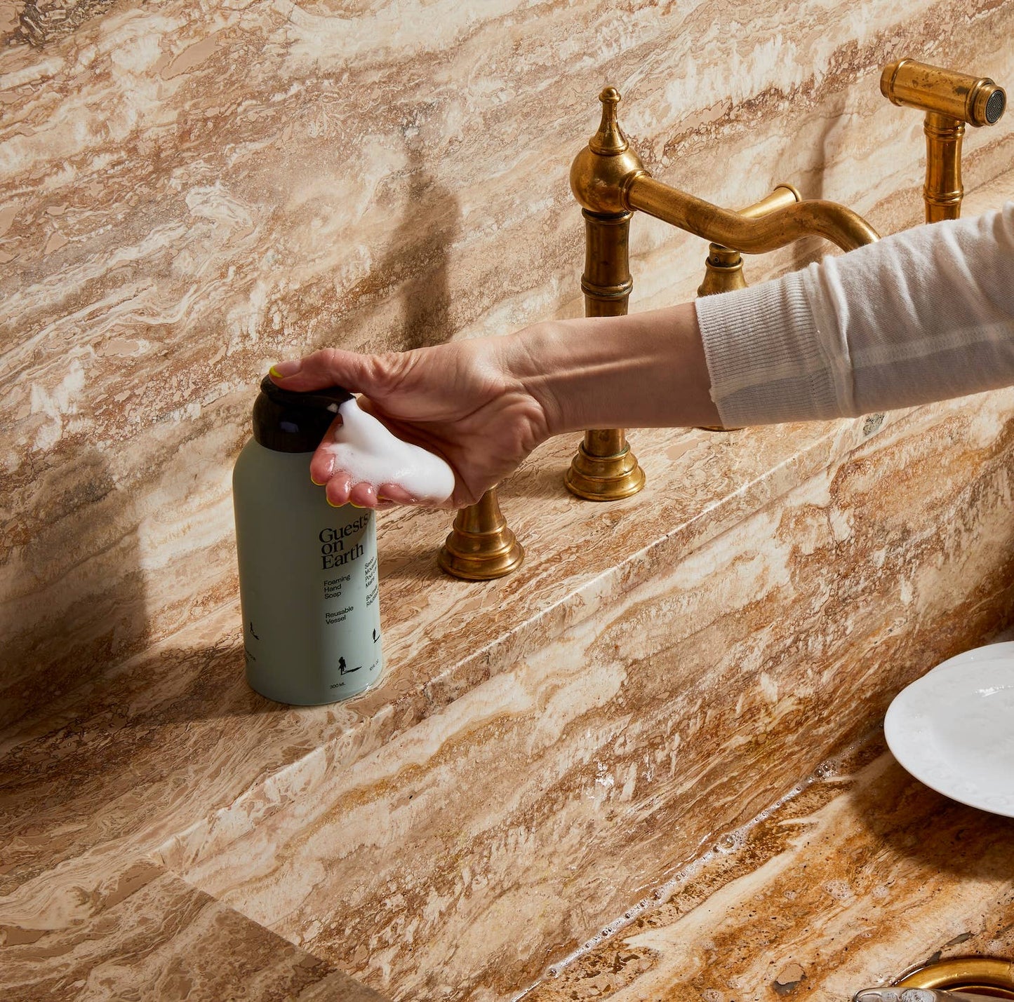 Guests on Earth | Citrus Oasis Foaming Hand Soap