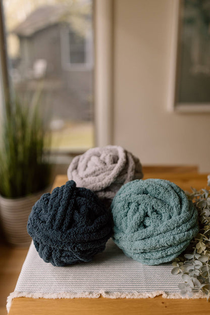 Sharon - Handmade Chunky Knit Blanket | Lap Throw