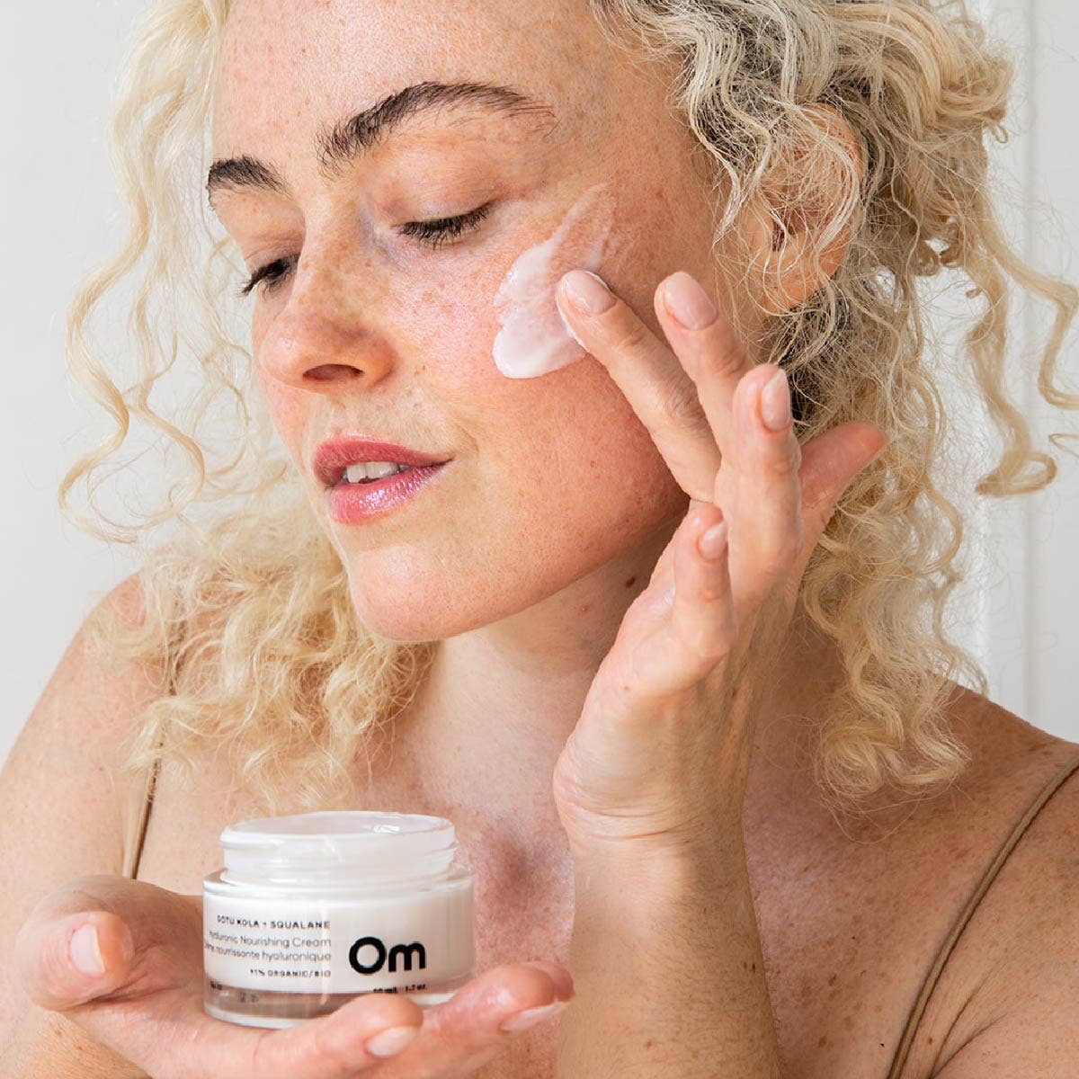 Om Organics | Gotu Kola + Squalane Hyaluronic Nourishing Cream - 50 ml