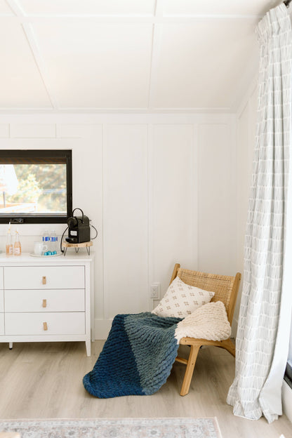 Vanessa - Handmade Chunky Knit Blanket | Lap Throw