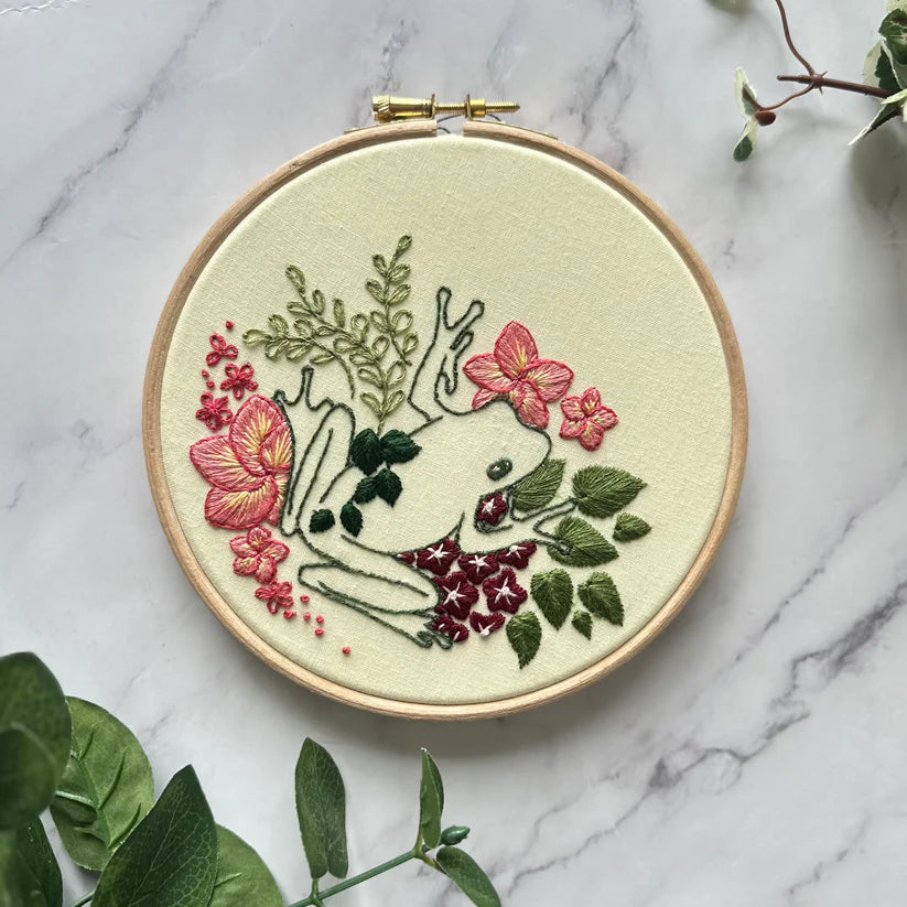 Froggy Flowers Embroidery Kit
