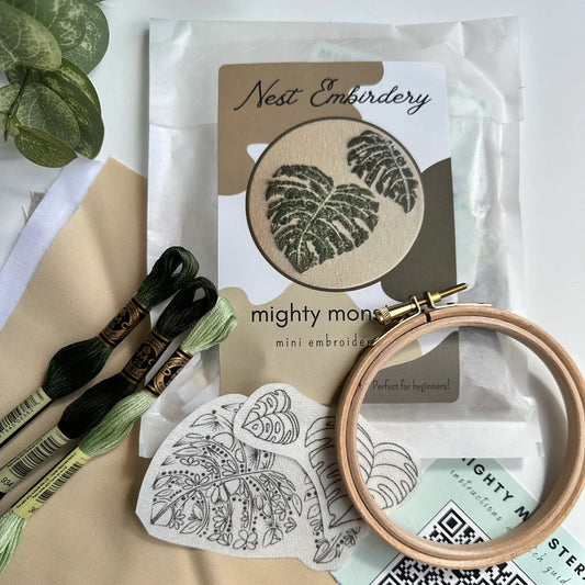 Mighty Monstera Mini Kit