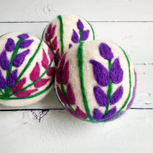 Lavender Design Felt Dryer Ball