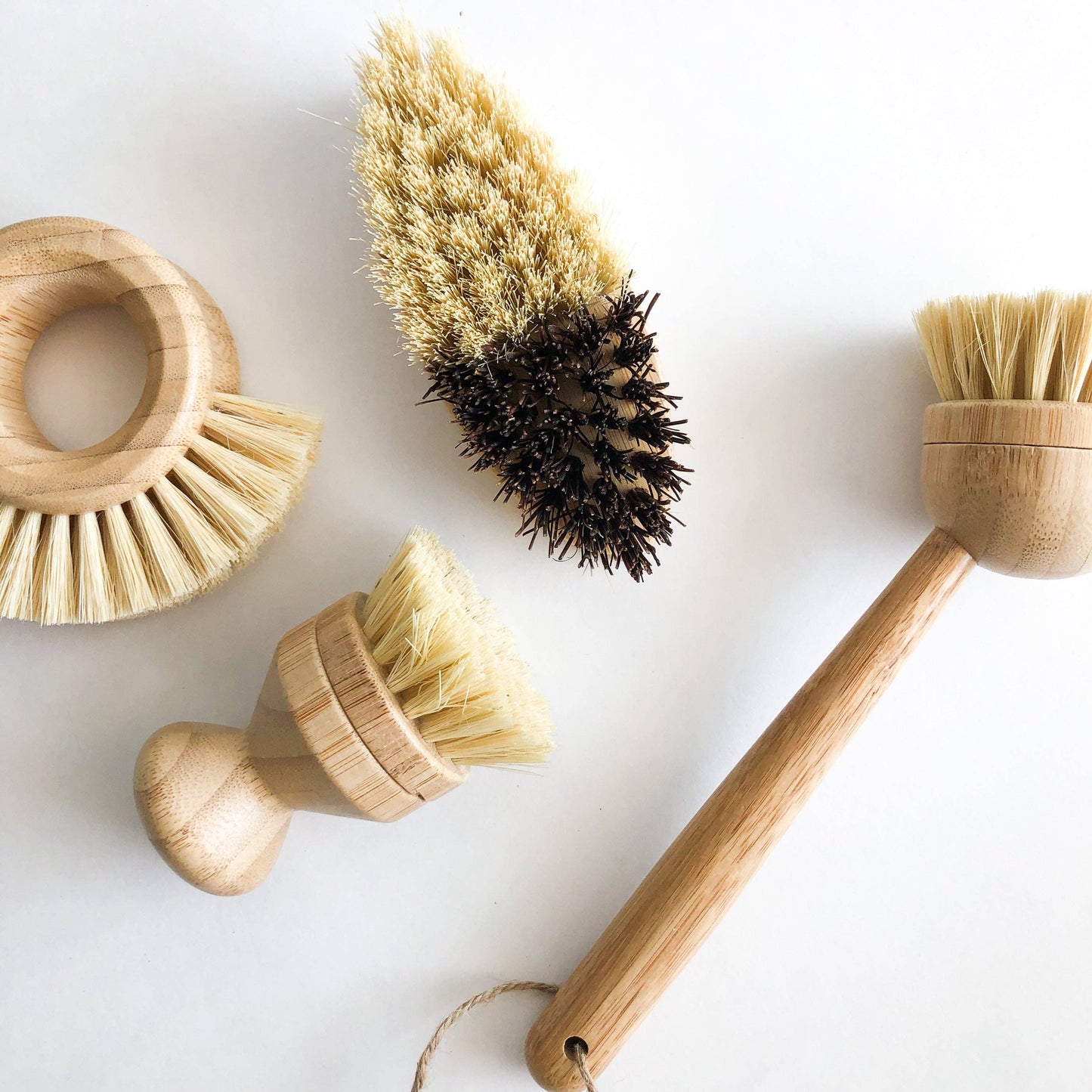 Bamboo Vegetable Brush - Sisal & Palm Bristles: Oval Brush