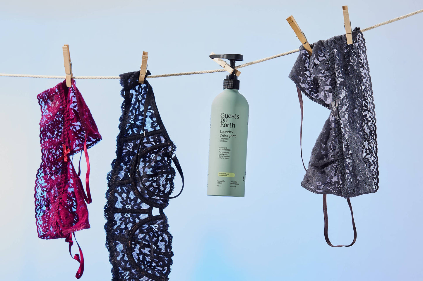 Guests on Earth | Green Hinoki Laundry Detergent