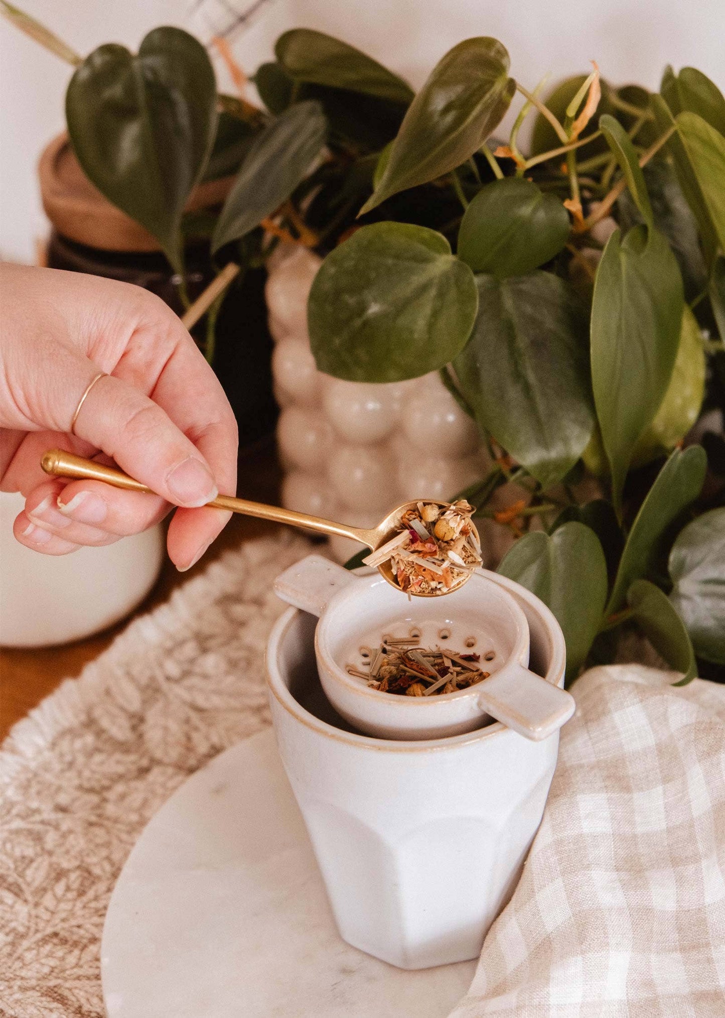 The Golden Touch – Delicate Gold Spoon