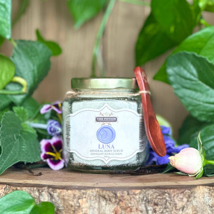 Luna Mineral Body Scrub