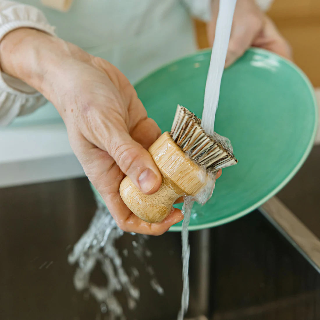 Mint Cleaning | Bamboo Dish Brush